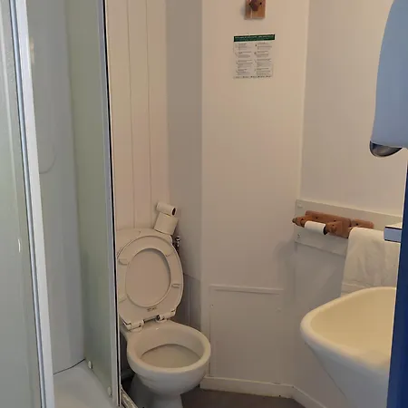 Hotel Alpha *